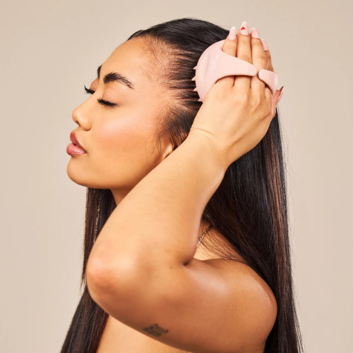 Revitalising Scalp Brush - Image 2