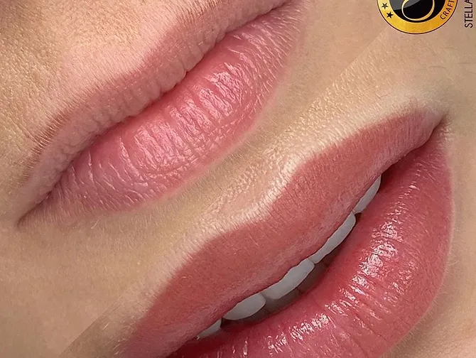 LIP BLUSH